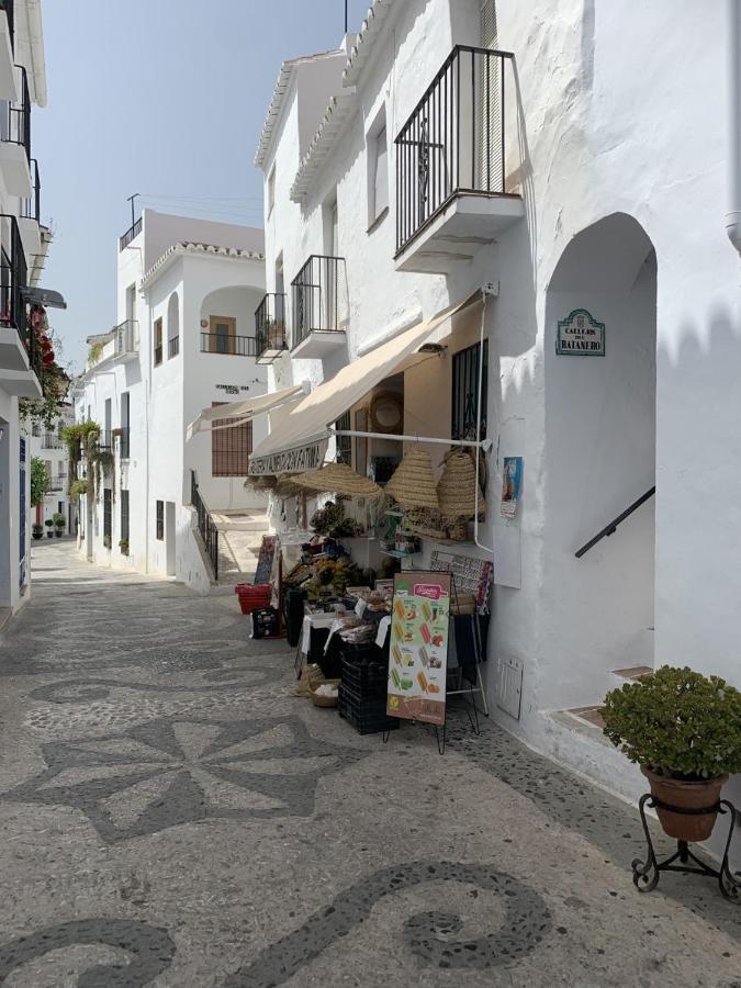 Villa Cerezo'S House - Terrace & Jacuzzi Frigiliana Exterior foto
